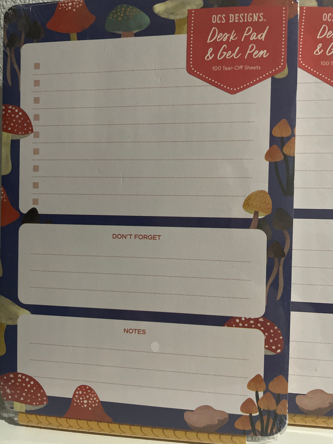 Mushroom note pad with pen desk pad